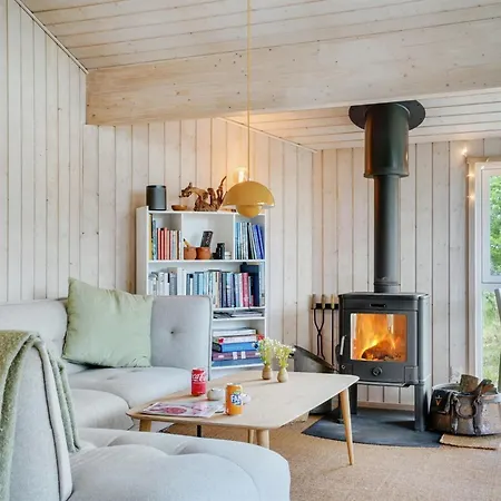 Holiday home Aameek - 3km From The Sea By Interhome *